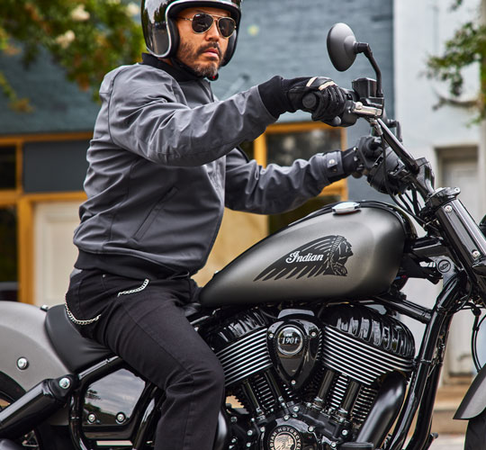 Équipée pour mieux régner